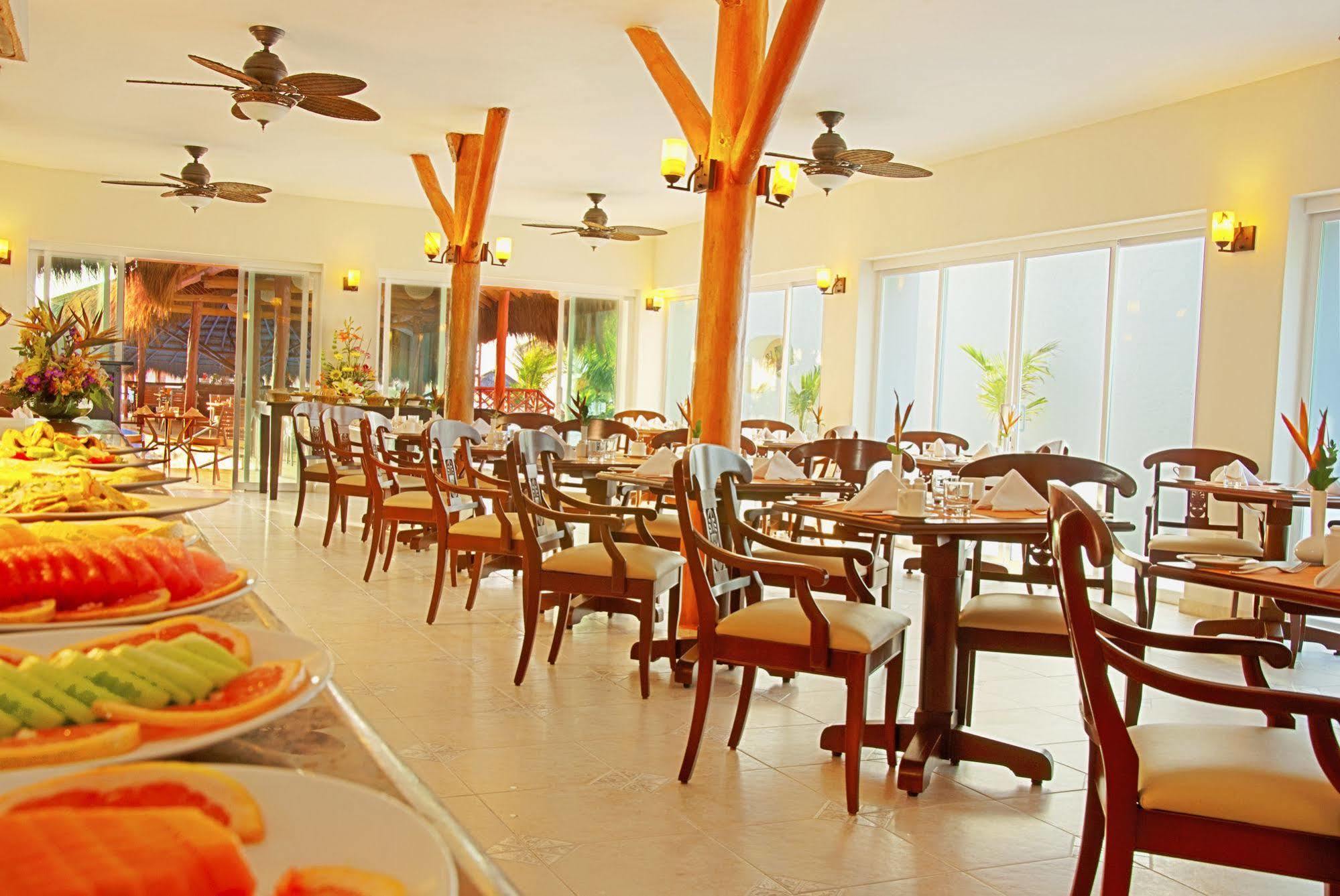 Hidden Beach Resort Au Naturel Adults Only Catamaran, Cenote & More Inclusive Akumal Ngoại thất bức ảnh